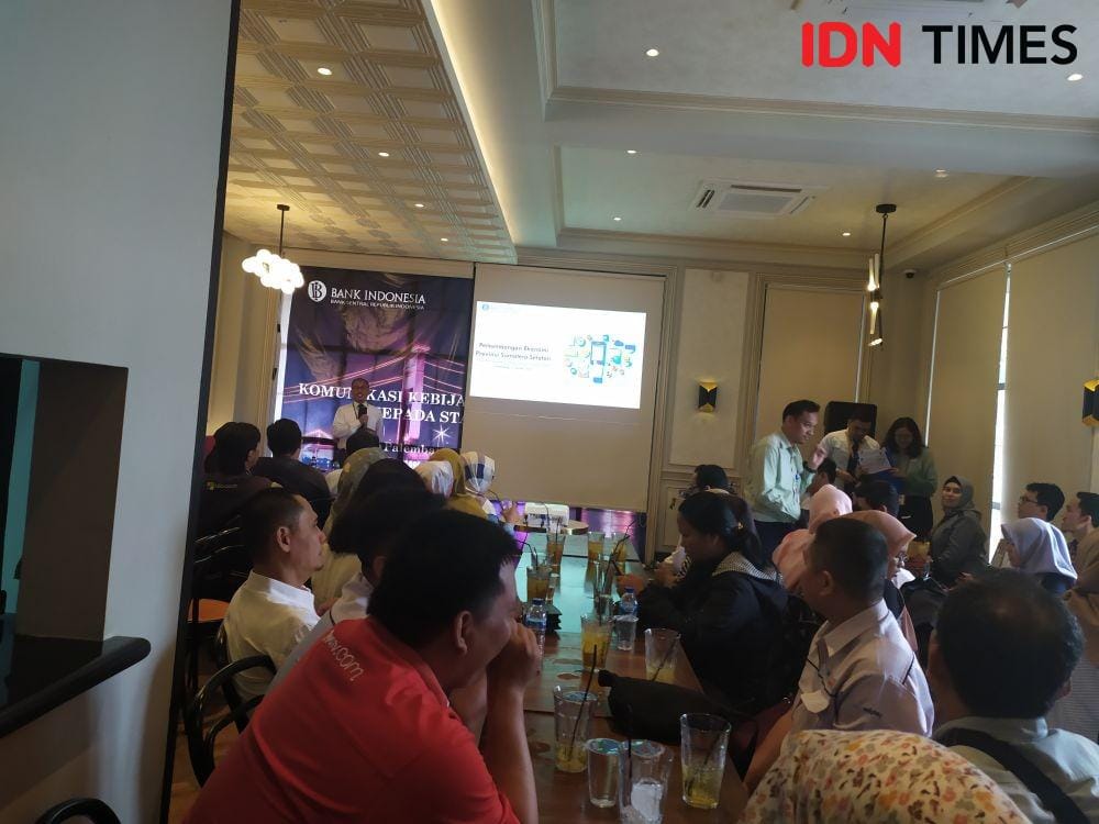 Suasana seminar kebijakan Bank Indonesia membahas ekonomi Sumsel di Lyane Kafe, Senin (13/1) (IDN Times/Feny Maulia Agustin)