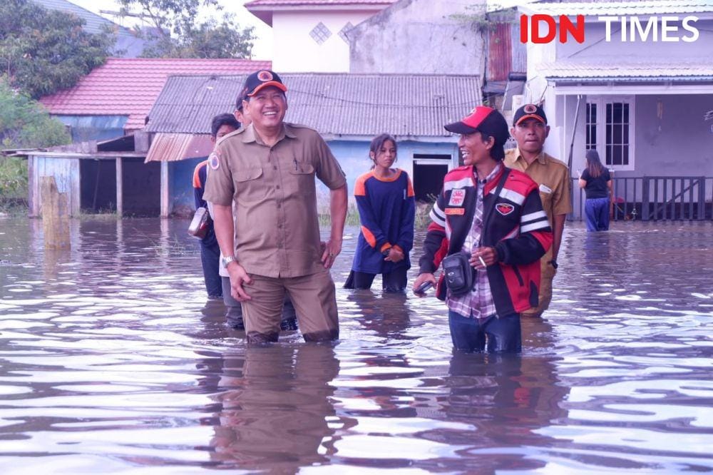 Kondisi warga yang terdampak banjir di kawasan Bengkuring, Samarinda Utara (IDN Times/Yuda Almerio)