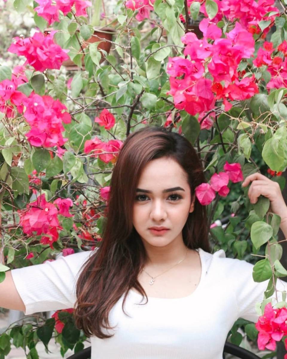 Instagram.com/sabrindh