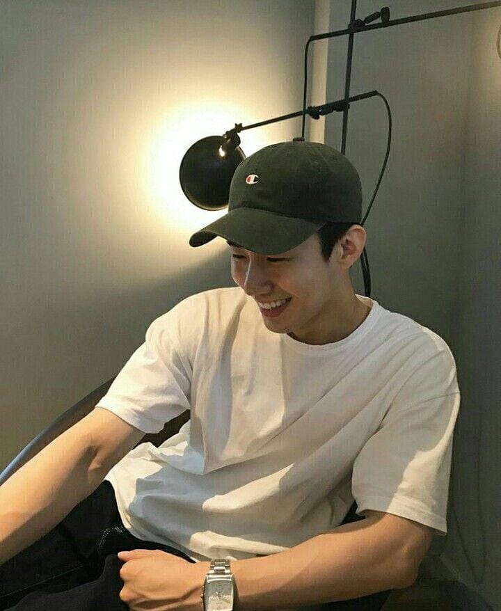 instagram.com/sonwoohyeon7