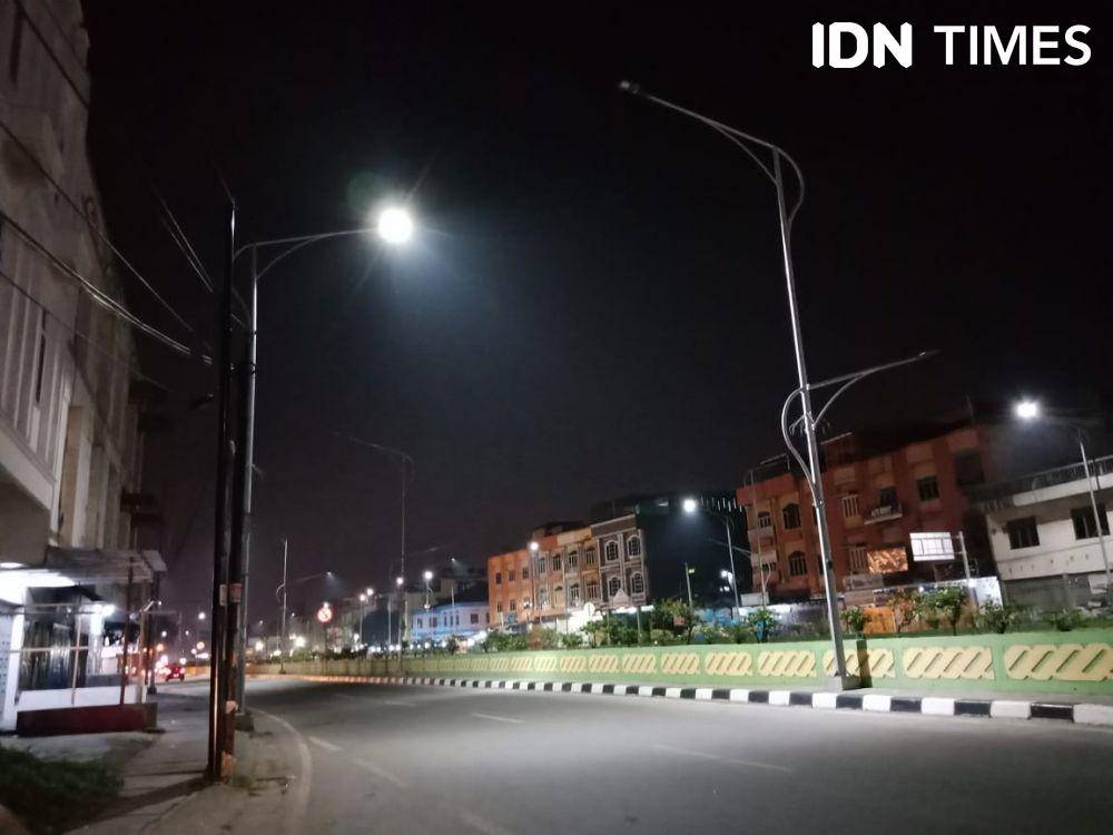 Kondisi Jalan Tritura Medan yang merupakan kawasan rawan begal (IDN Times/Yurika Febrianti)
