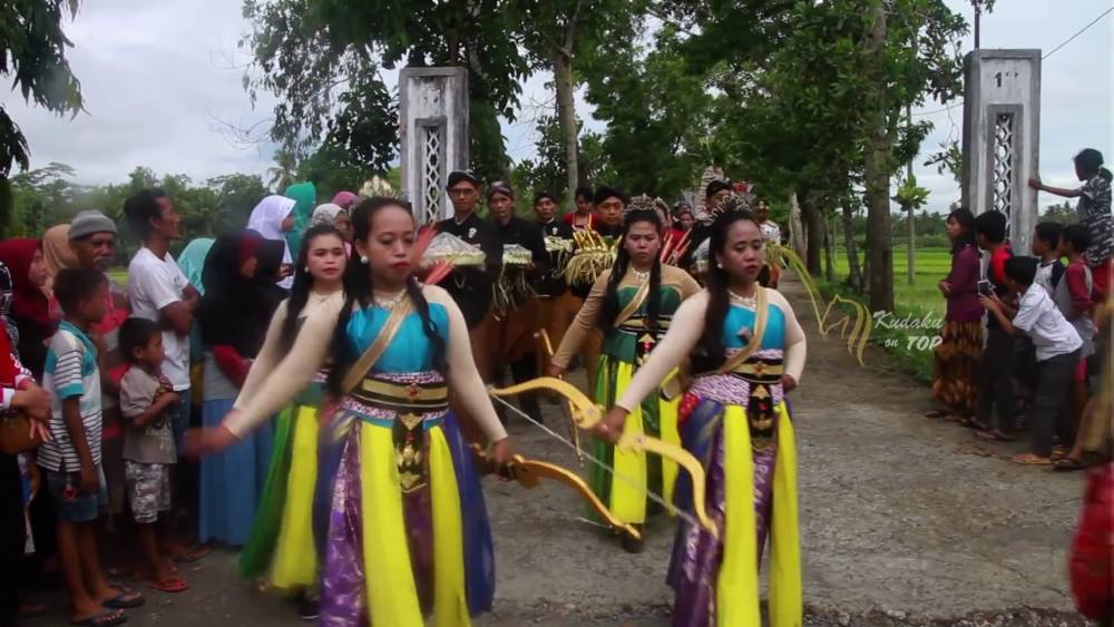 Wilujengan Kerajaan Agung Sejagat di Purworejo, Jawa Tengah. (Tangkapan video YouTube.com/Kudaku On Top)