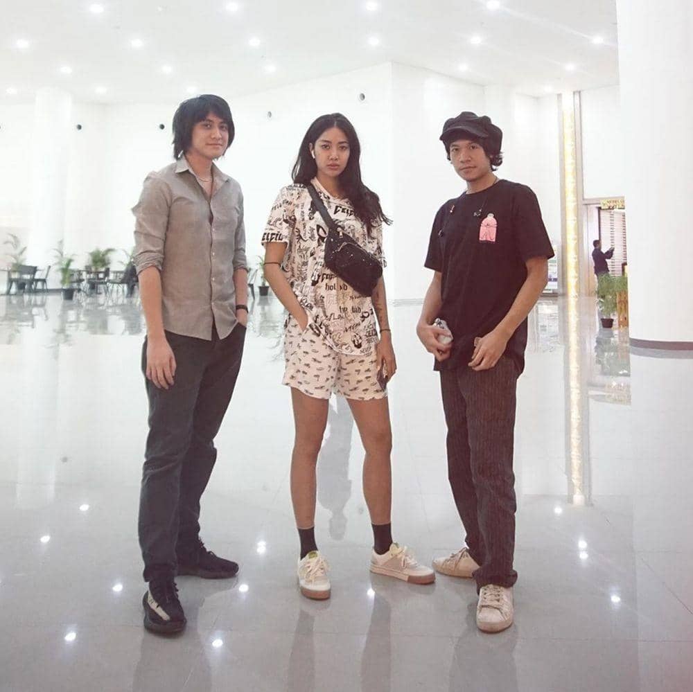 Instagram.com/vierratale___/