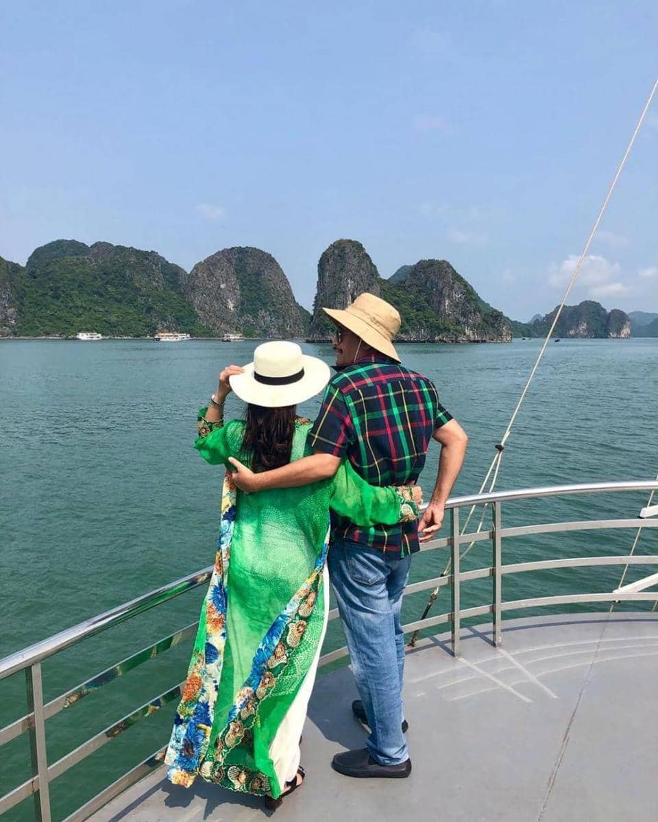 instagraam.com/happydjarot