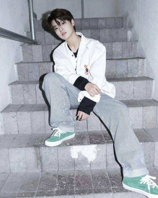 Instagram.com/by_jinseok