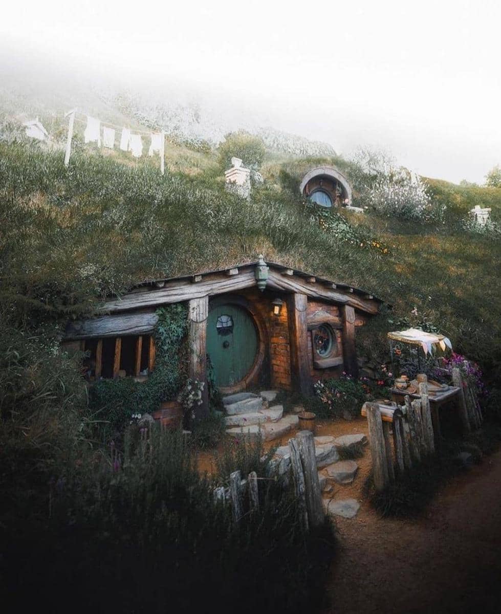 instagram.com/telltaletiny