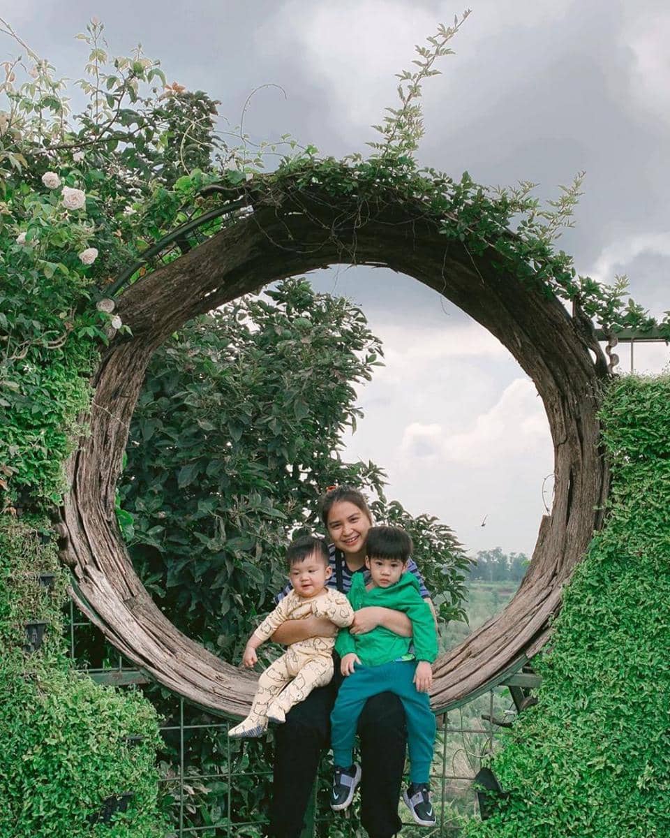 Instagram.com/putrititian