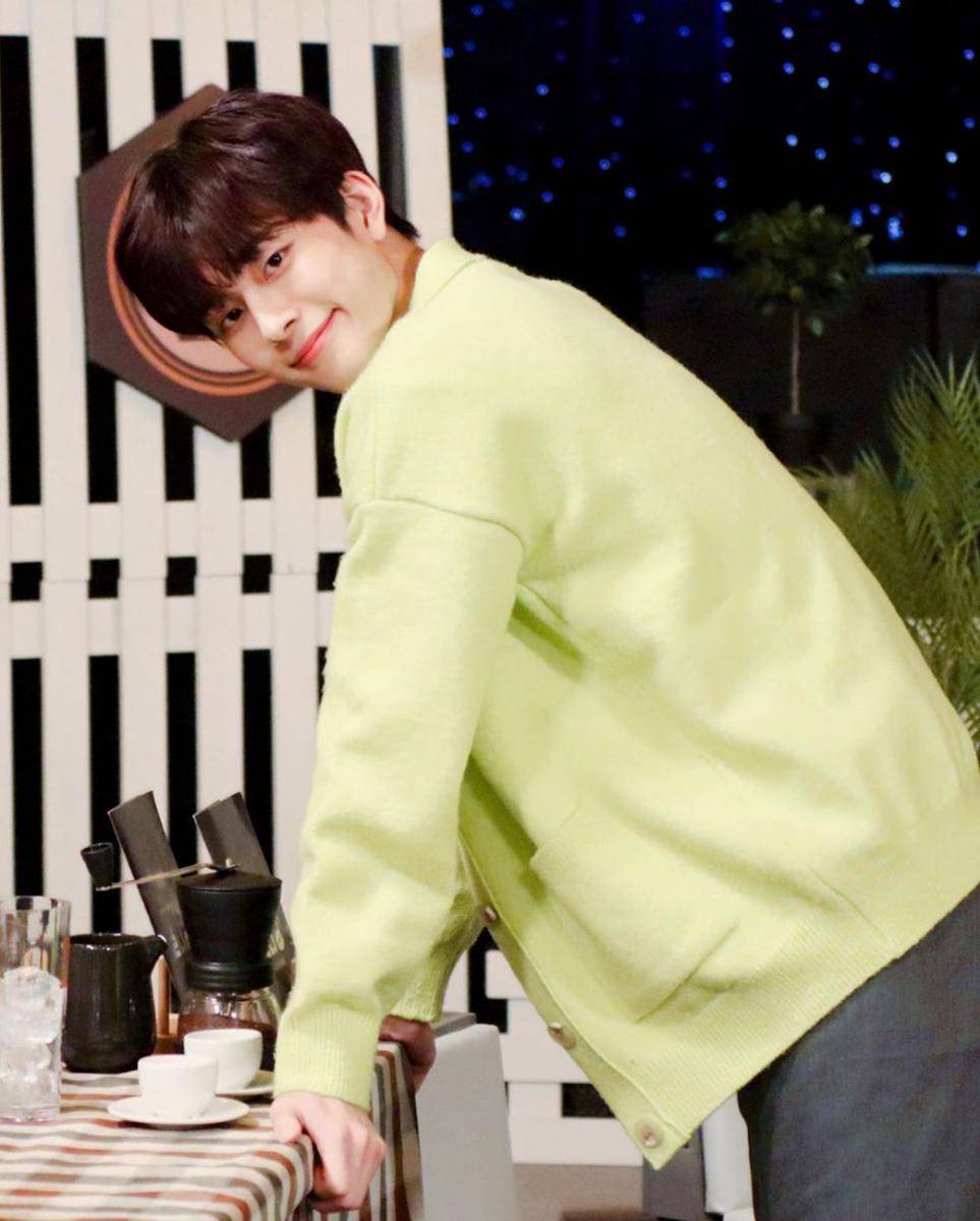 instagram.com/official_yooseonho