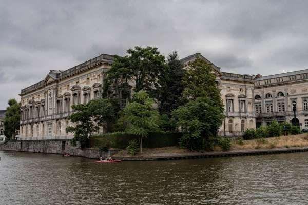 Suasana pengadilan di kota Ghent, Belgia. CNA/Shutterstock