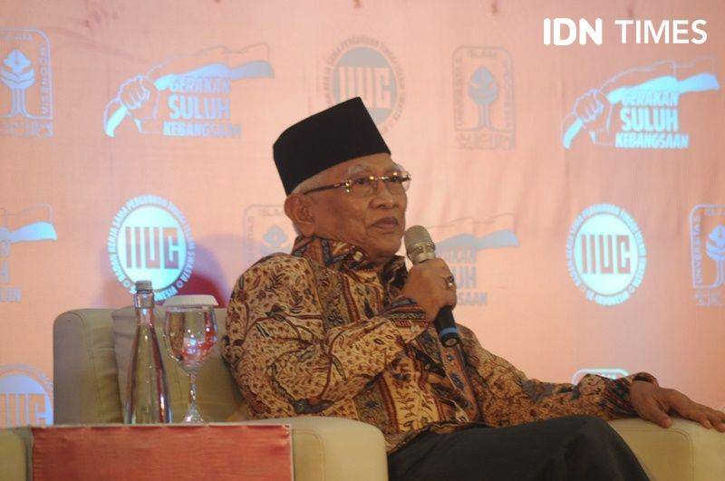 KH Mustofa Bisri dalam Dialog Kebangsaan di Kampus UII, Sleman, 14 Januari 2020. IDN Times/Pito Agustin Rudiana