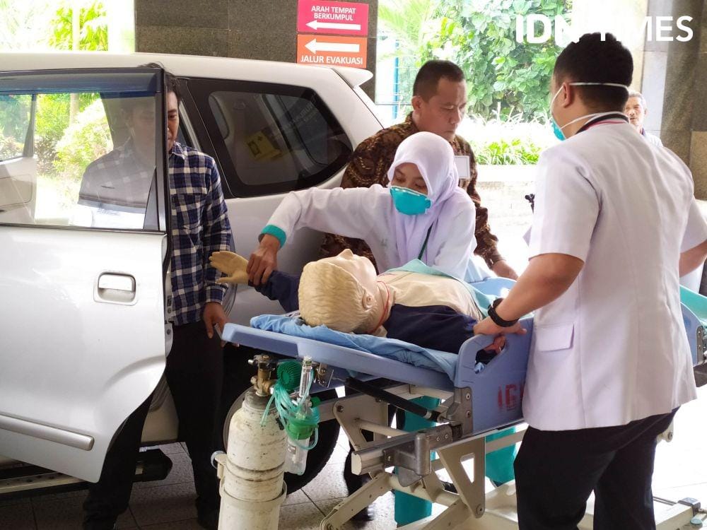 Simulasi penyakit menular yang dilakukan oleh RSUP dr. Sardjito. IDN Times/Siti Umaiyah