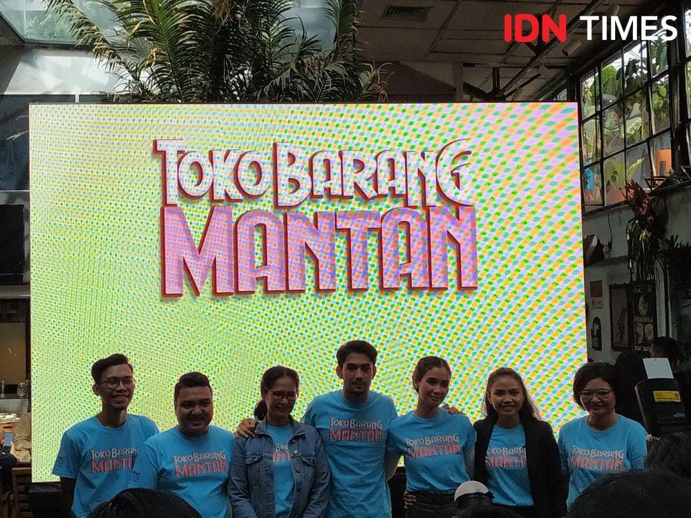 para pemain film Toko Barang Mantan dalam press conference film Toko Barang Mantan di Jakarta. 14 Januari 2020. IDN Times/Nadia Umara