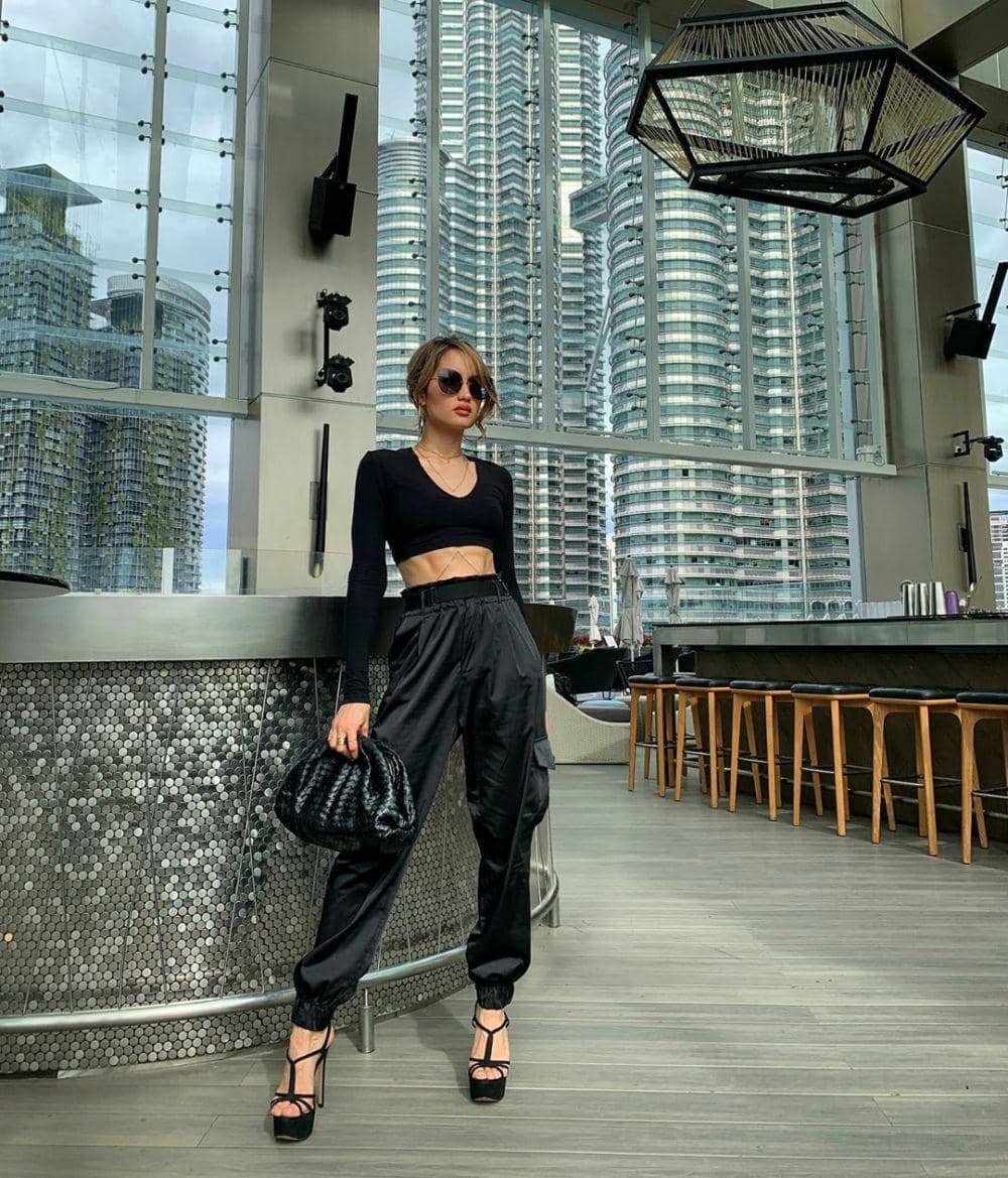 Instagram.com/claurakiehl