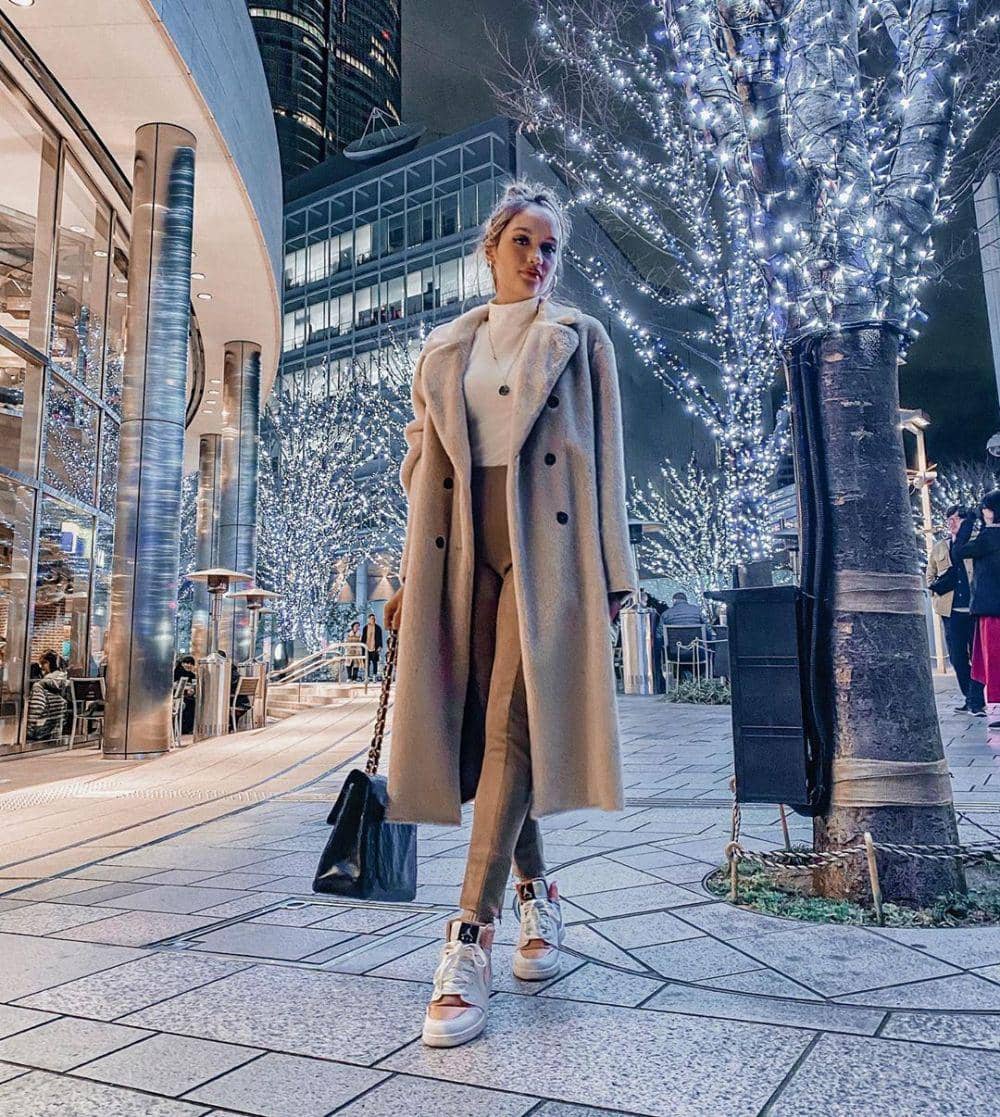 Instagram.com/claurakiehl