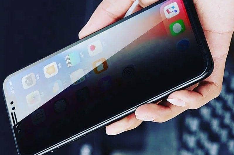 instagram.com/thephonetailor