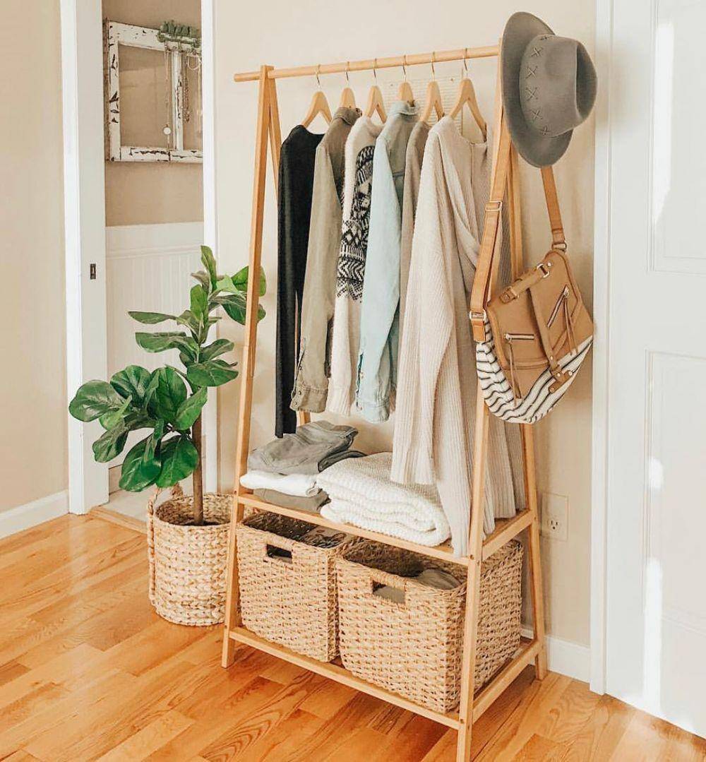 instagram.com/theminimalistwardrobe