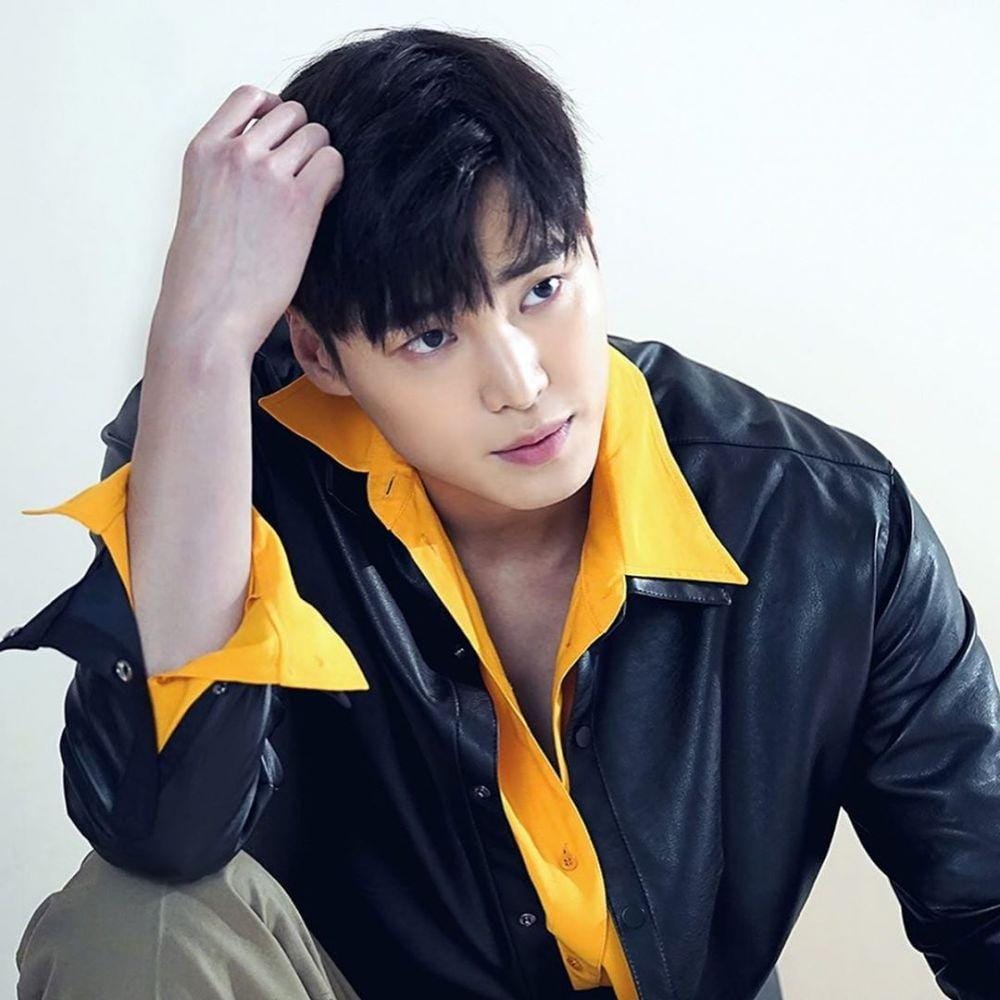 instagram.com/leetaehwan0221