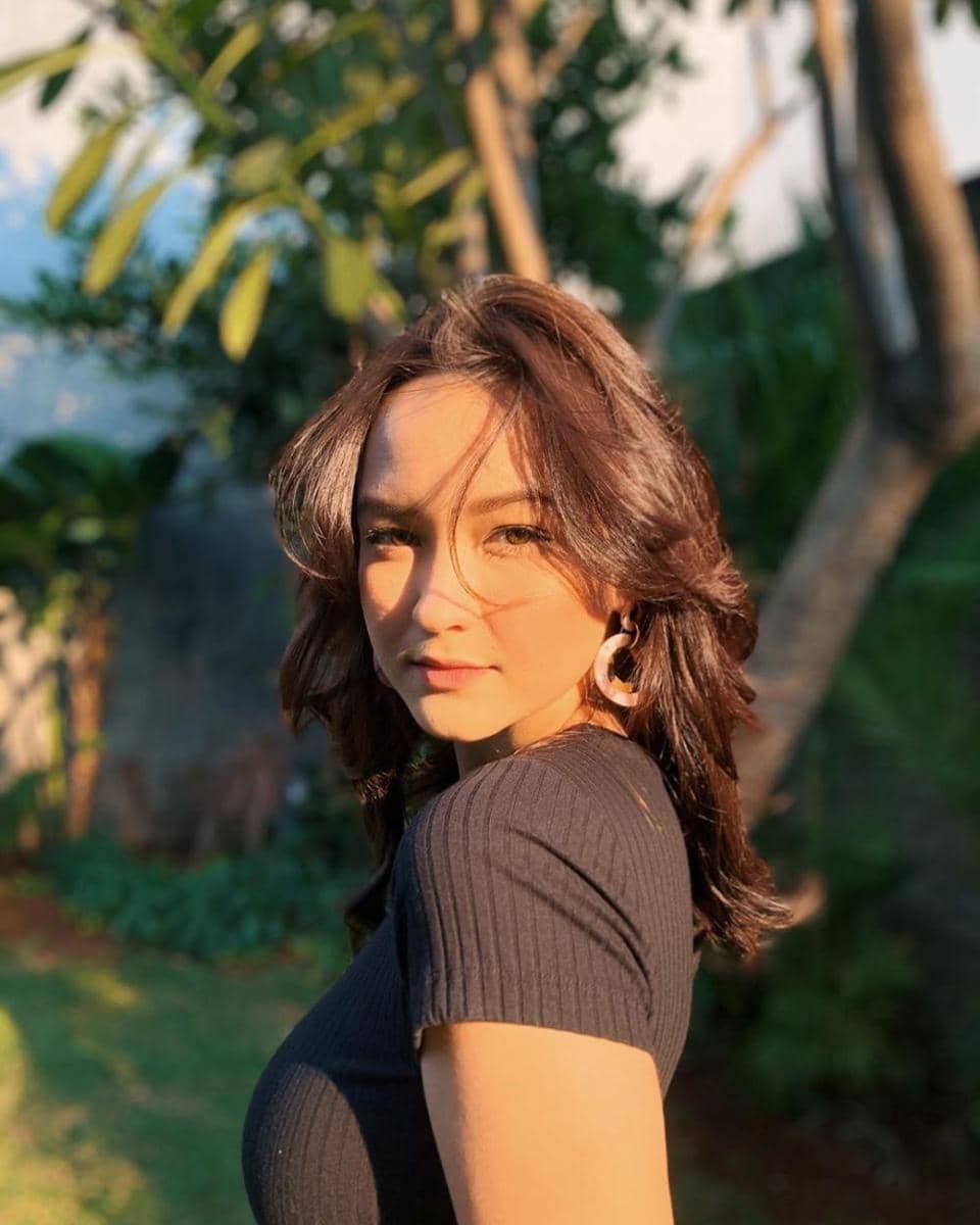 instagram.com/thaniasharland