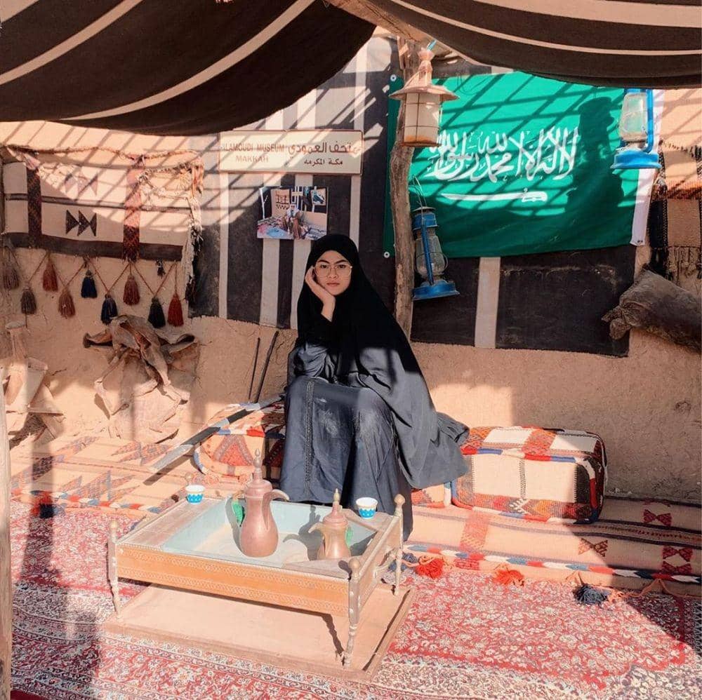 instagram.com/hanahaho