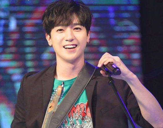 twitter.com/DAY6_930116