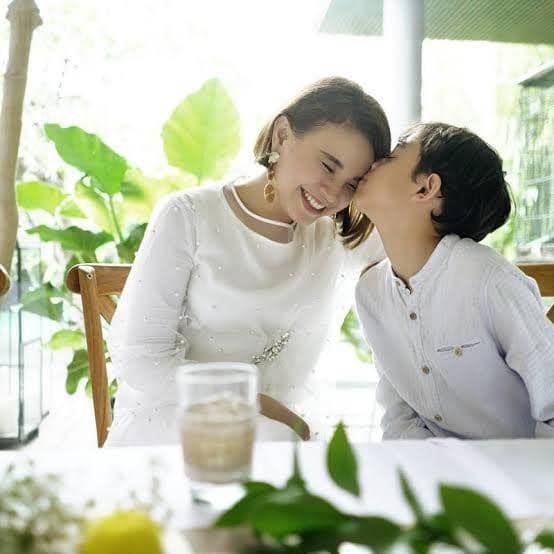 instagram.com/itsrossa910/