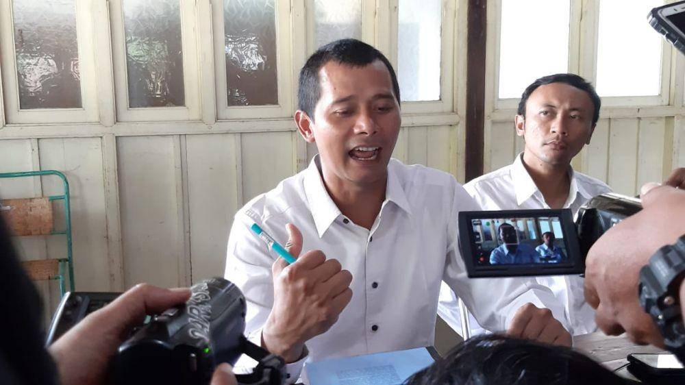 Kasie Pemerintahan Balai Desa Sidoluhur, Adi Arya Pradana. Foto:ist