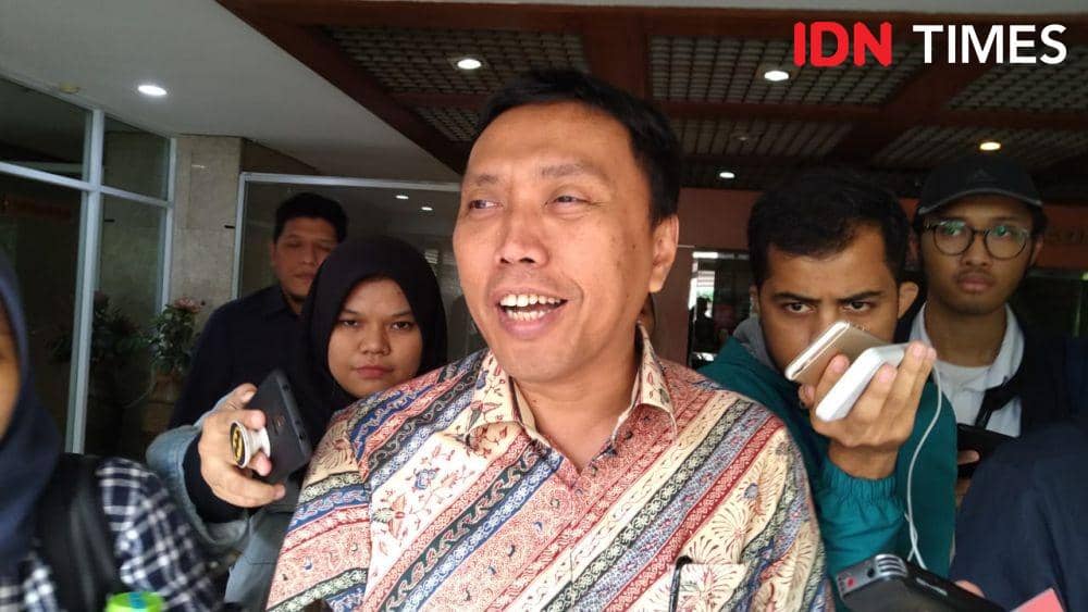 Direktur PT Kustodian Sentral Efek Indonesia (KSEI) Syafruddin (IDN Times/Helmi Shemi)