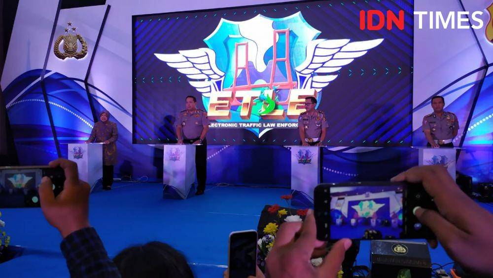 Launching ETLE di Mapolda Jatim, Kamis (16/1). IDN Times/Ardiansyah Fajar