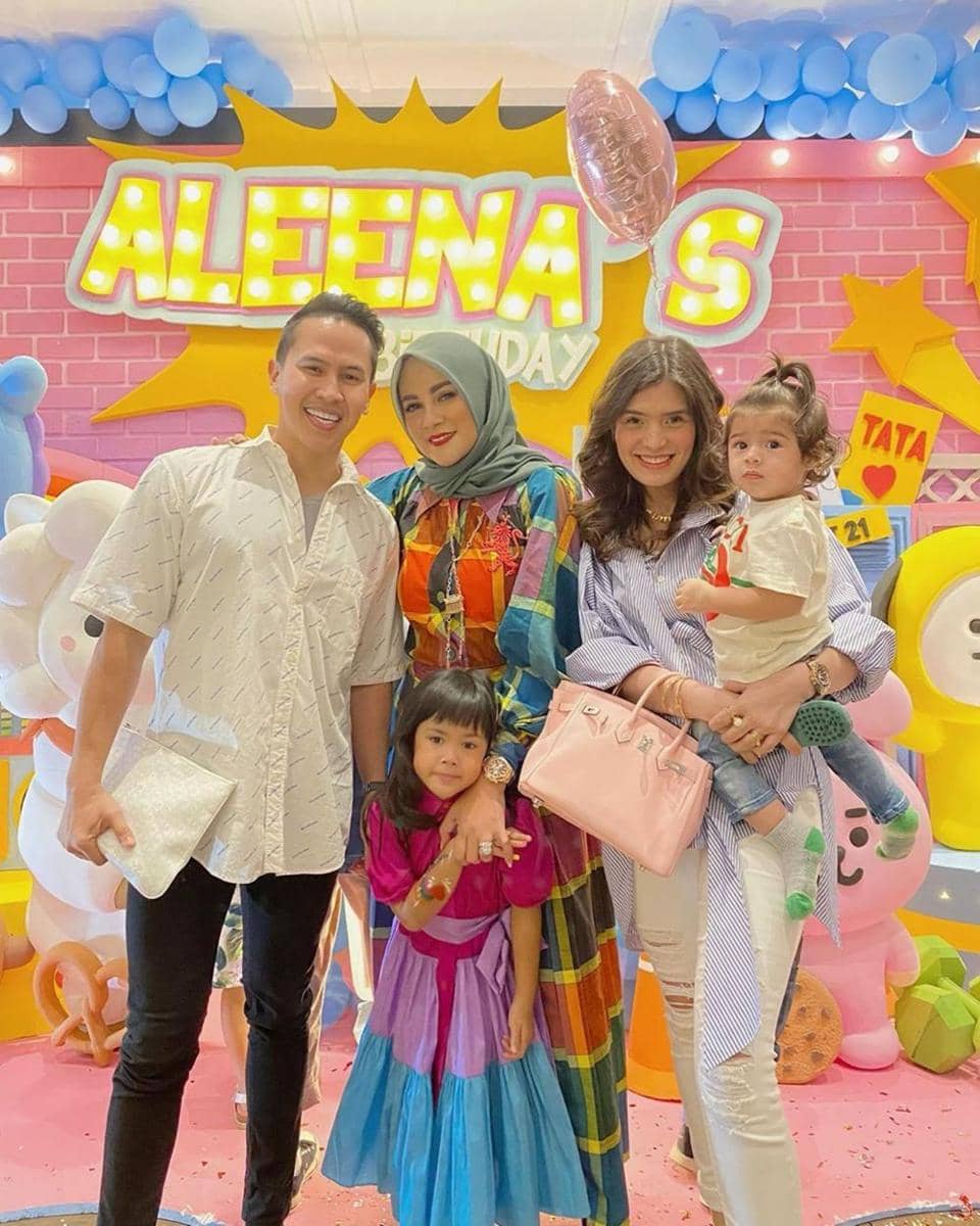 Instagram.com/carissa_puteri/