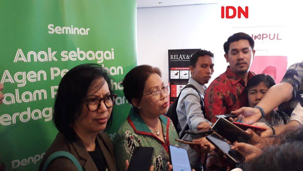 Deputi Menteri Bidang Perlindungan Hak Perempuan, Kementerian Pemberdayaan Perempuan dan Perlindungan Anak RI, Prof Vennetia Danes. (IDN Times/Ayu Afria)