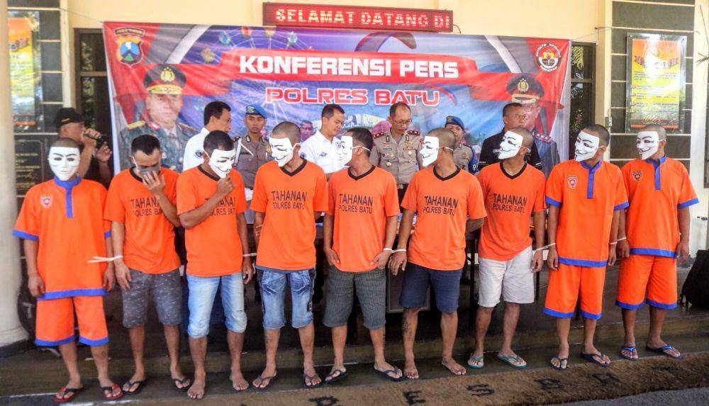 Para tersangka pengedar narkoba merupakan warga kota Batu. IDN Times/ Alfi Ramadana
