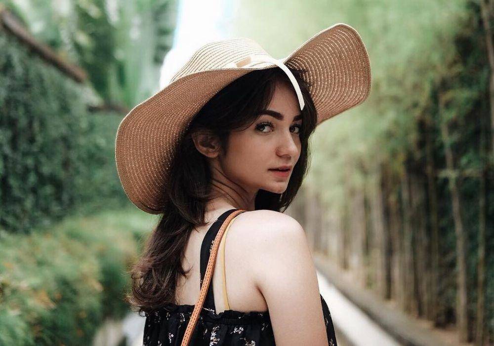 instagram.com/enzystoria