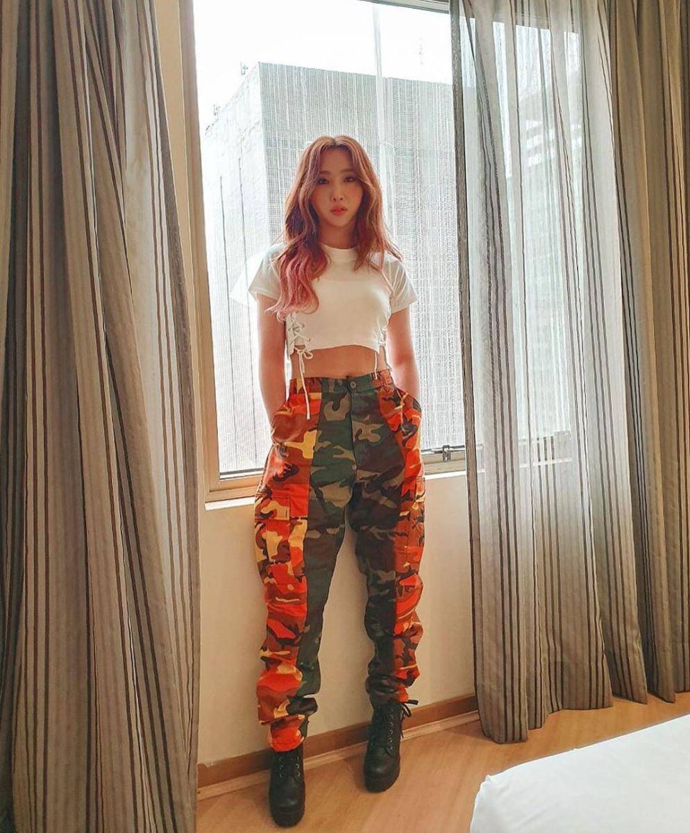 instagram.com/_minzy_mz