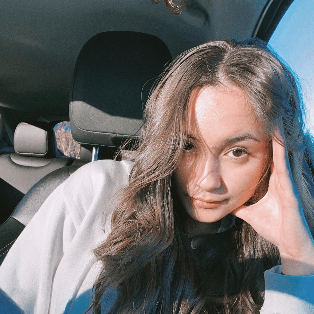 Instagram.com/caitlinhalderman