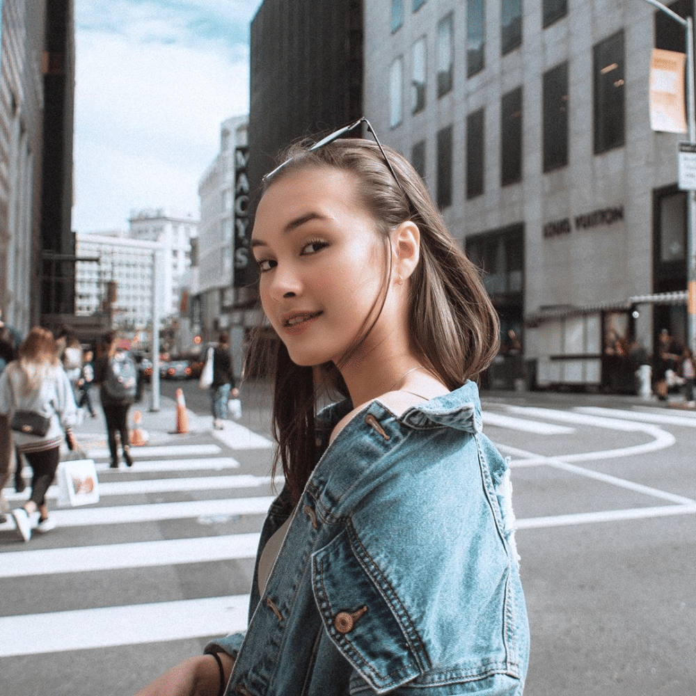 Instagram.com/caitlinhalderman