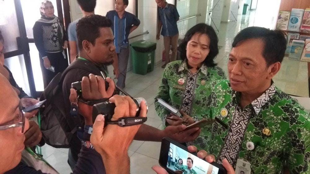 Dirut RSUD Dr Koesma Tuban Saiful Hadi saat memberikan keterangan kepada awak media. IDN Times/Imron