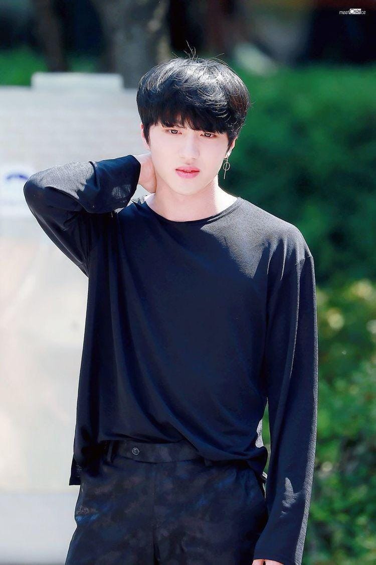 twitter.com/jacklet2808