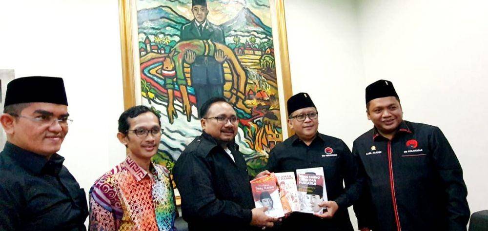 Sekjen PDIP Hasto Kristiyanto silaturahmi ke GP Ansor (IDN Times/Istimewa)
