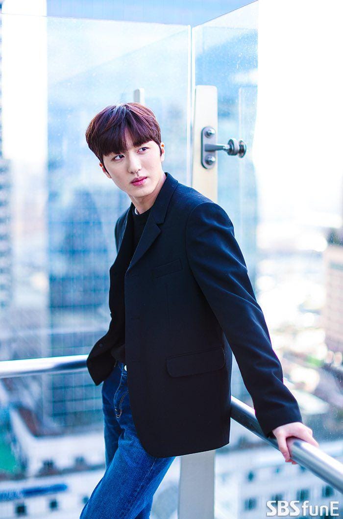 twitter.com/_tyaspraba_