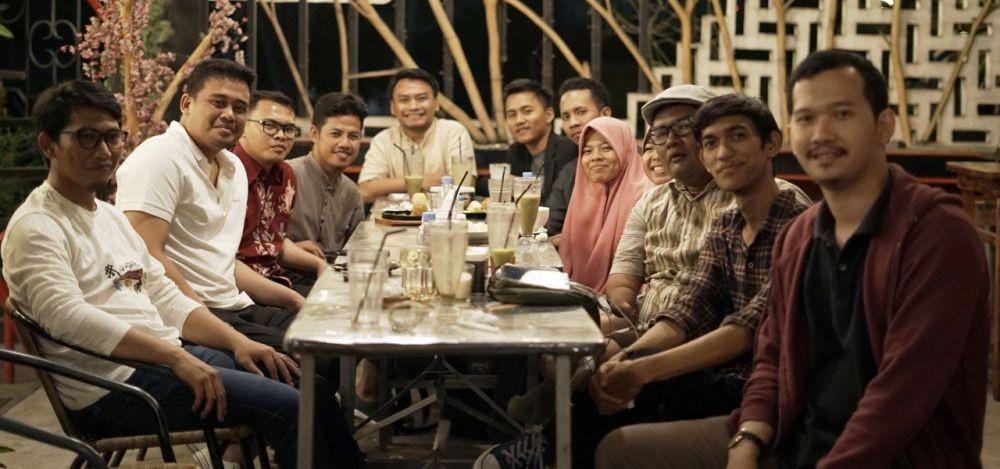 Bobby Nasution berdiskusi dengan komunitas Gerakan Sumut Mengajar (Dok. IDN Times)