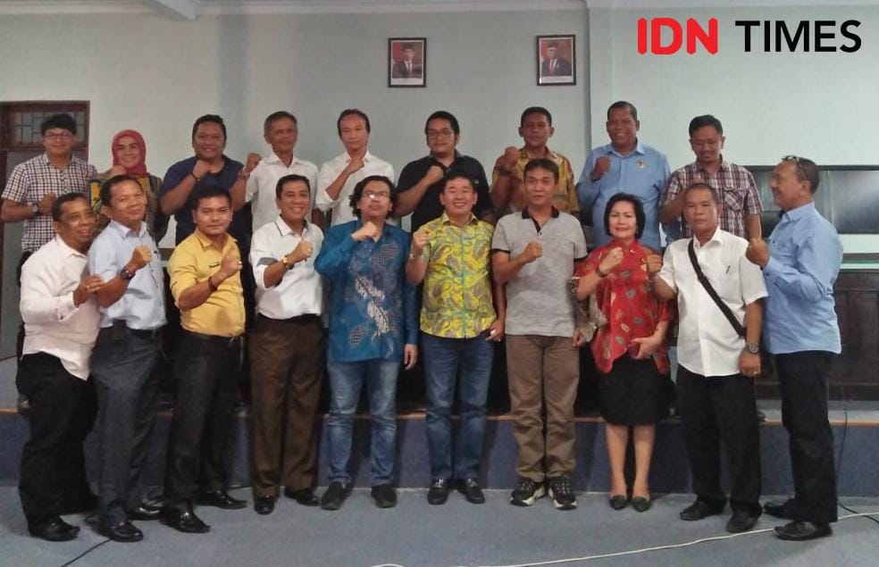 Anggota DPRD Siantar mengajukan hak angket (IDN Times/Gideon Aritonang)