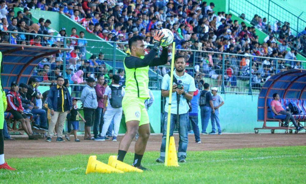 Andreas Francisco, kiper muda yang dimiliki Arema FC. IDN Times/ Alfi Ramadana