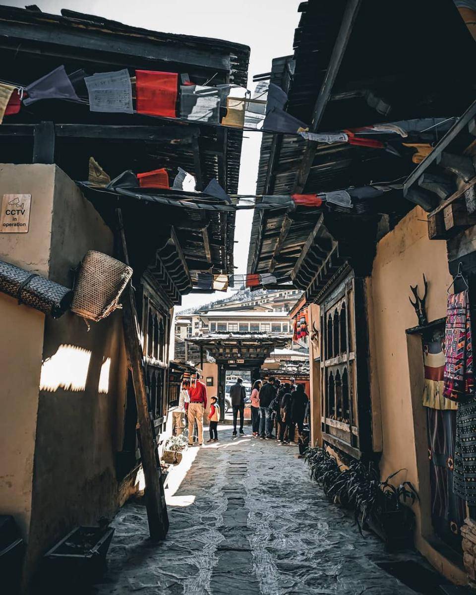 instagram.com/idebmalya