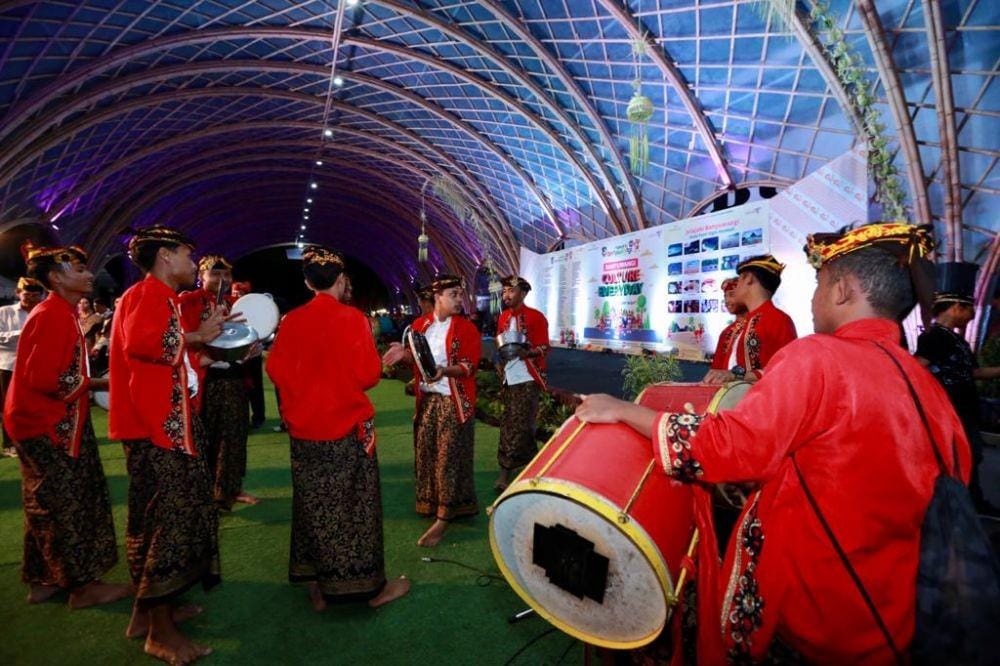 Penampilan pelajar dalam Banyuwangi Culture Every Day. IDN Times/Istimewa