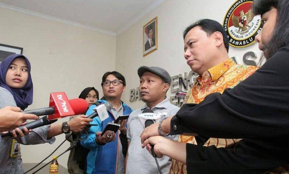 (Ketua Umum PP Muhammadiyah periode 2018-2022 Sunanto) www.facebook.com/@cak.nanto