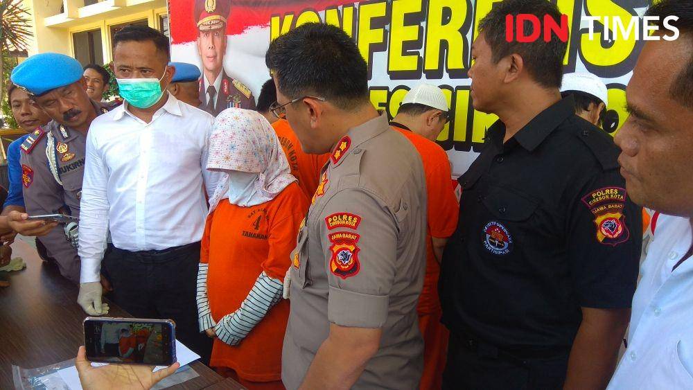 Tersangka pengedar sabu, TN (24) diamankan Polres Cirebon Kota. (IDN Times/Wildan Ibnu)