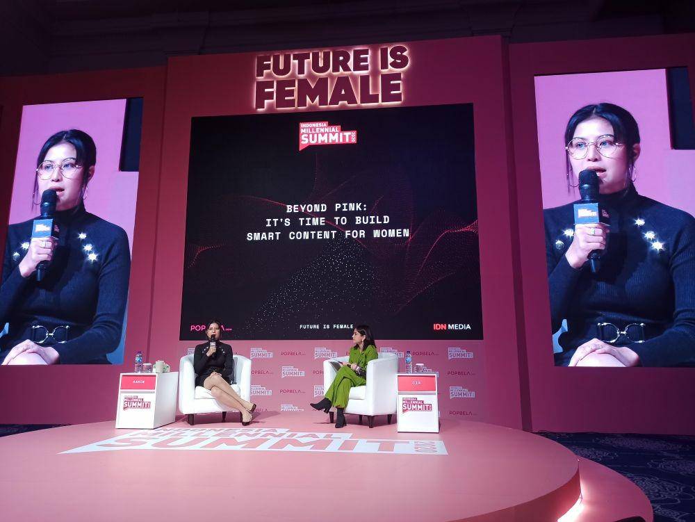 Awkarin di panggung Future is Female IMS 2020, 18 Januari, IDN Times/Erfah Nanda