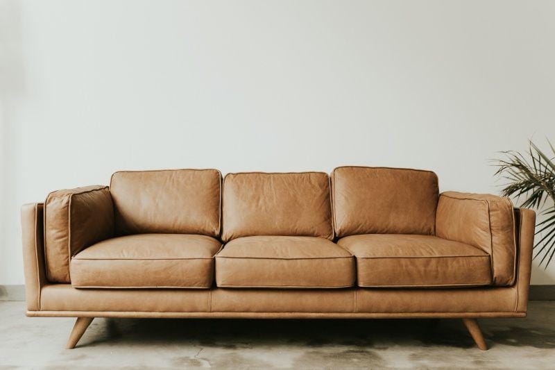Ilustrasi sofa. unsplash.com/Paul Weaver