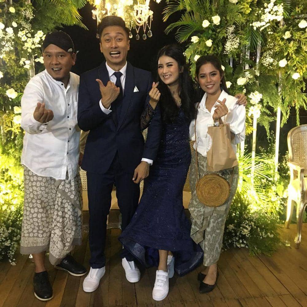 instagram.com/endikkoeswoyo