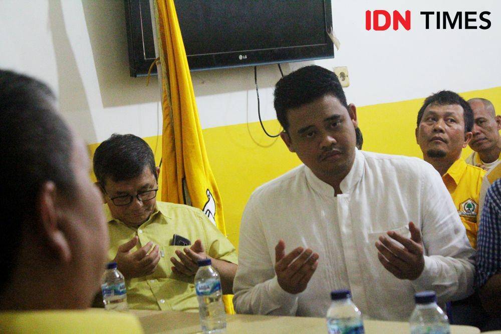 Bobby Afif Nasution saat mengembalikan formulir ke Partai Golkar beberapa waktu lalu (IDN Times/Prayugo Utomo)
